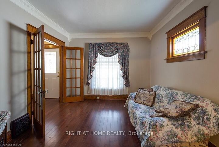 Photo de la propriété:  5266 Heywood Avenue  ON L2E 4V6 