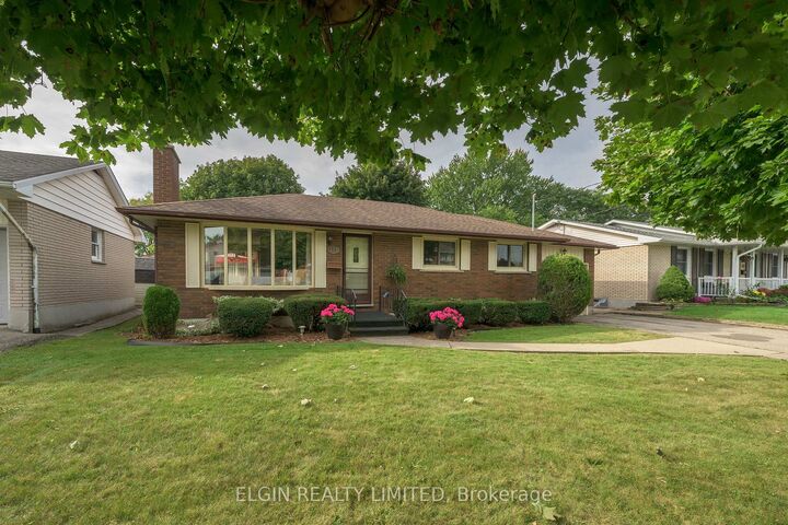 Property Photo:  181 Locust Street  ON N5R 2C8 