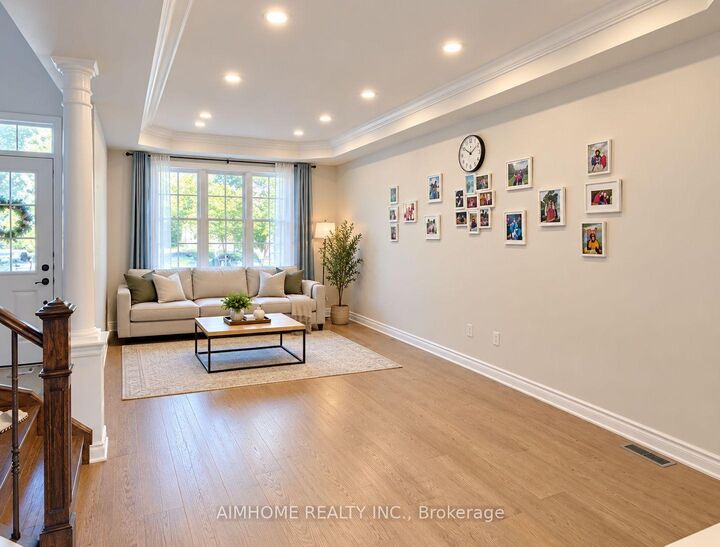 Property Photo:  62 Lakespring Drive  ON L6C 2Z1 