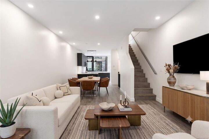 Property Photo:  916 Orono Ave #114  BC V9B 2T9 