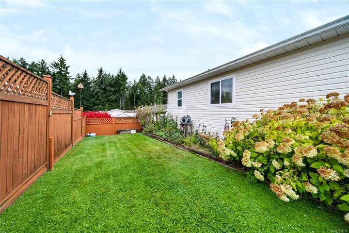 Property Photo: 3931 Excalibur St BC V9T 6B9