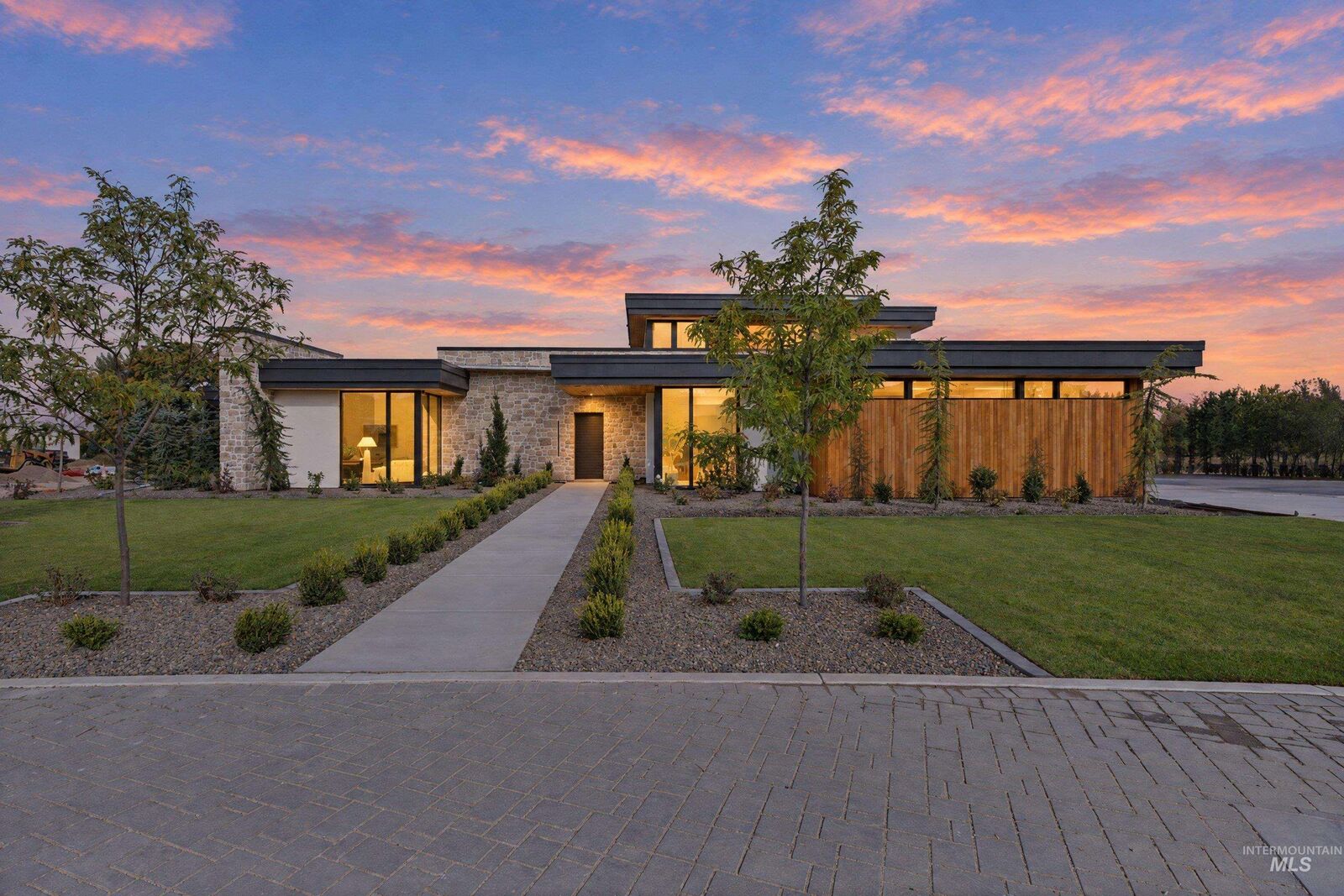 Property Photo: 7421 N Cavea Lane ID 83646