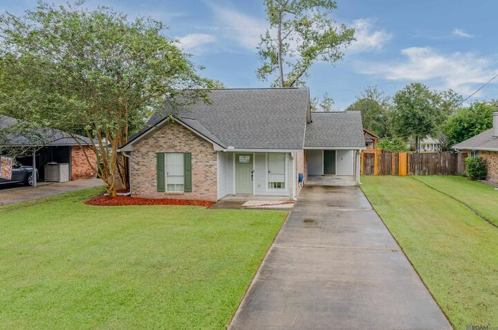 Property Photo:  13134 She Lee Place Rd  LA 70737 