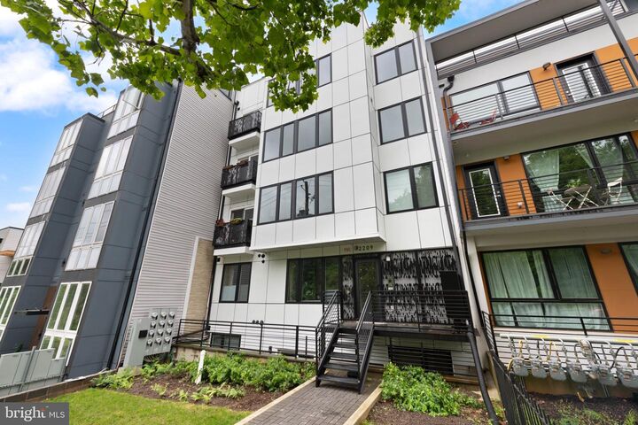 Property Photo: 2209 M Street NE 1 DC 20002