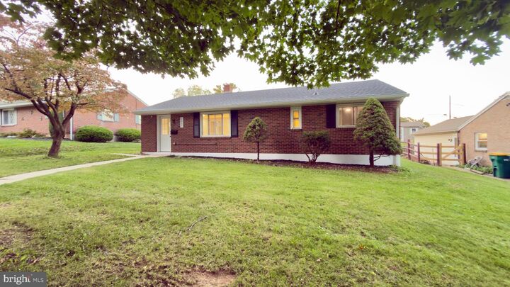 Property Photo:  2037 Girard Avenue  PA 19609 