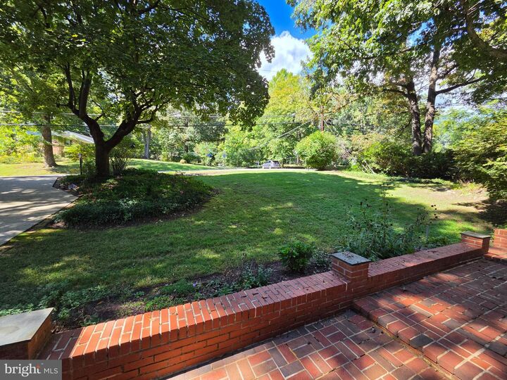 Property Photo:  5017 Dodson Drive  VA 22003 