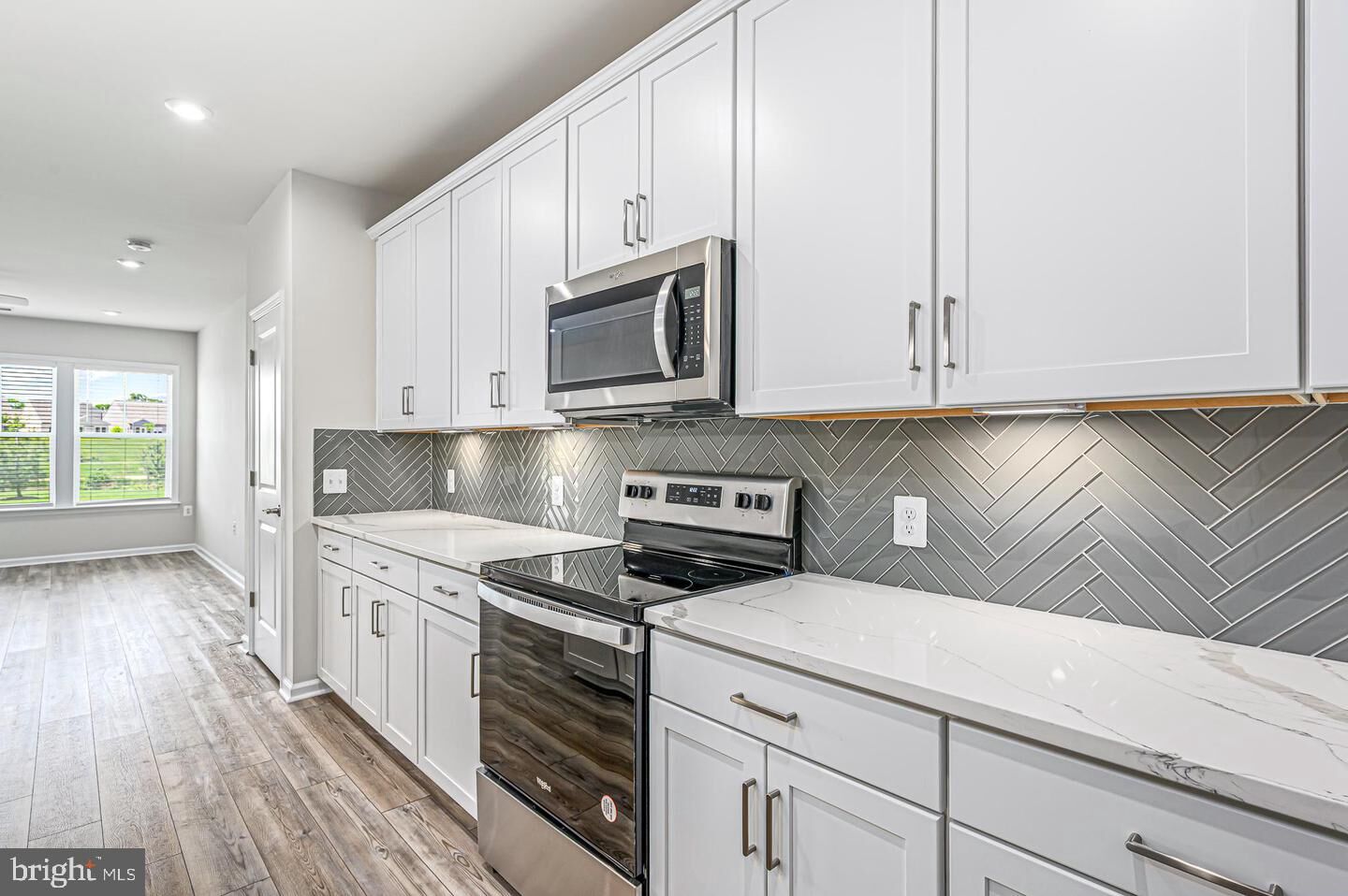 Property Photo: 21894 Hawksbill High Circle 103 VA 20164