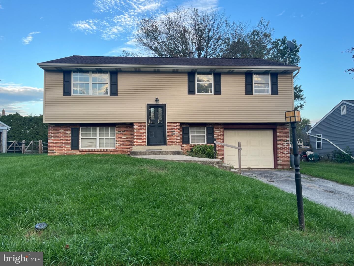 Property Photo:  755 Moonflower Avenue  PA 19606 