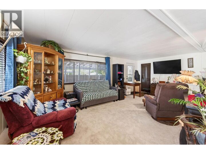 Property Photo:  2400 Oakdale Way 228  BC V2B 6W7 