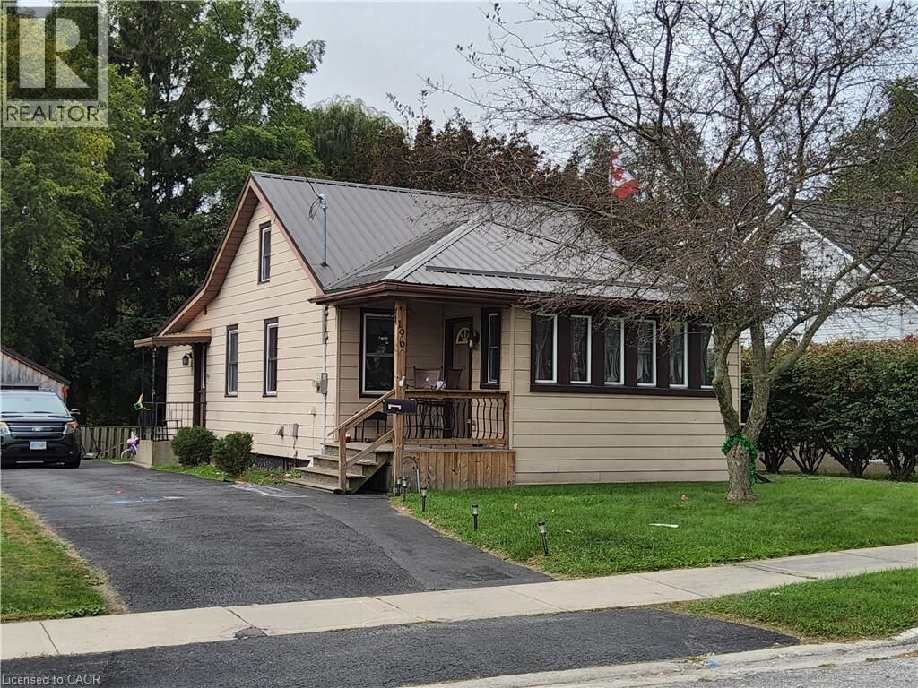 Property Photo:  196 North Main Street  ON N3Y 2M3 