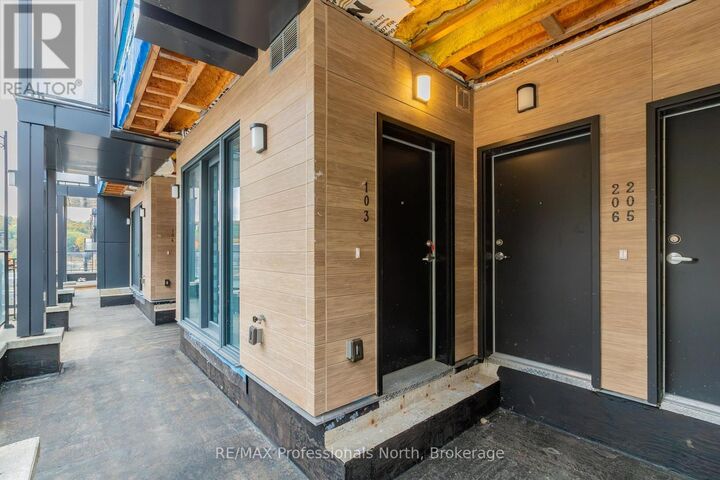 Property Photo:  6 Suncrest Lane 103  ON P1H 0K3 