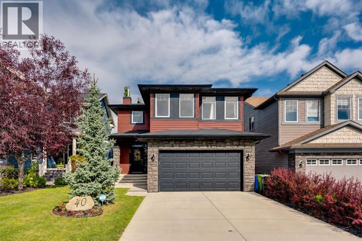 Property Photo: 40 Evanspark Circle Northwest AB T3P 0B4