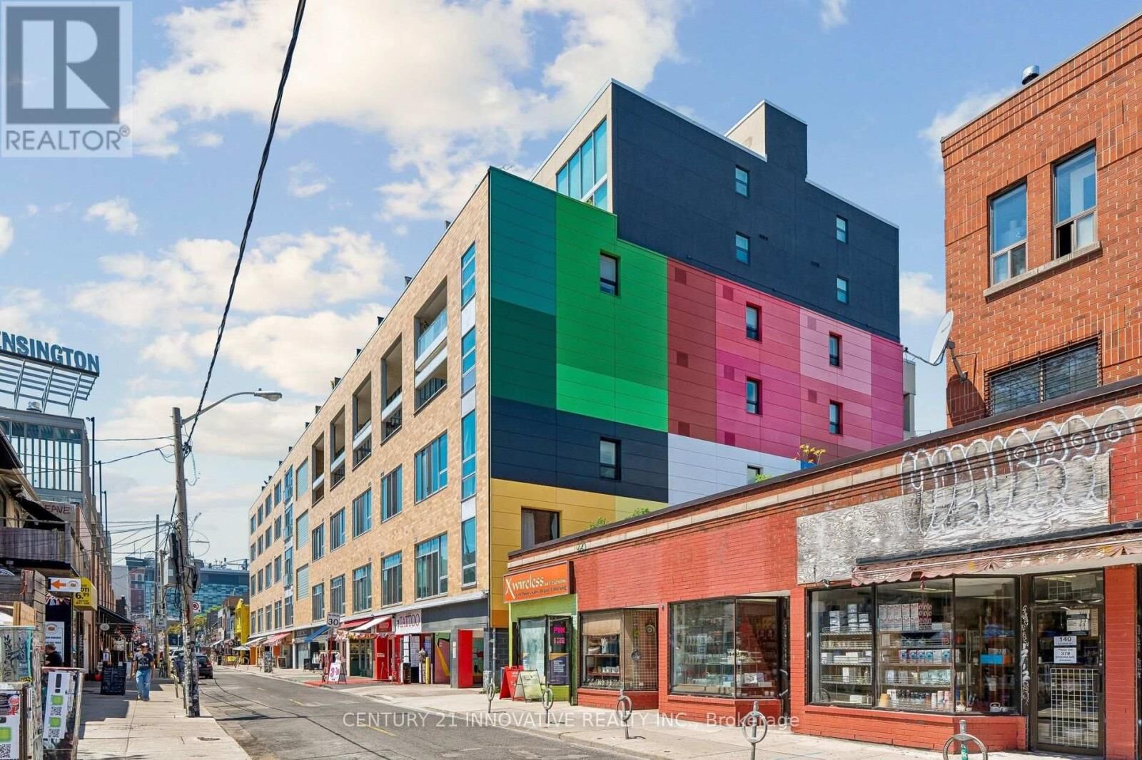 Property Photo: 160 Baldwin St Street 420 ON M5T 3K7