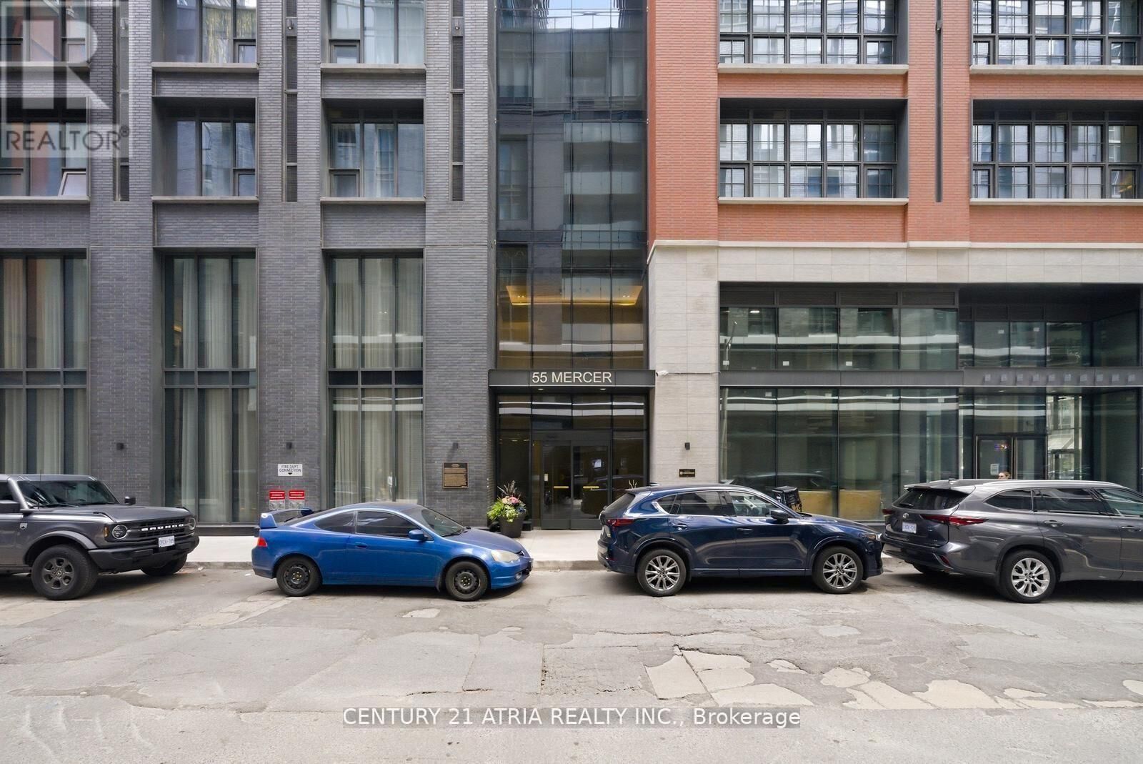 Property Photo:  55 Mercer Street 3202  ON M5V 0W4 