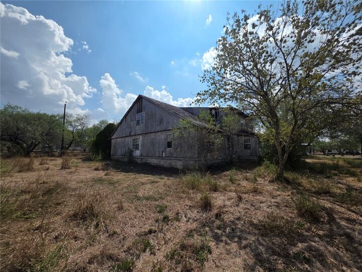 Property Photo: 244 N County Road 1032 TX 78363