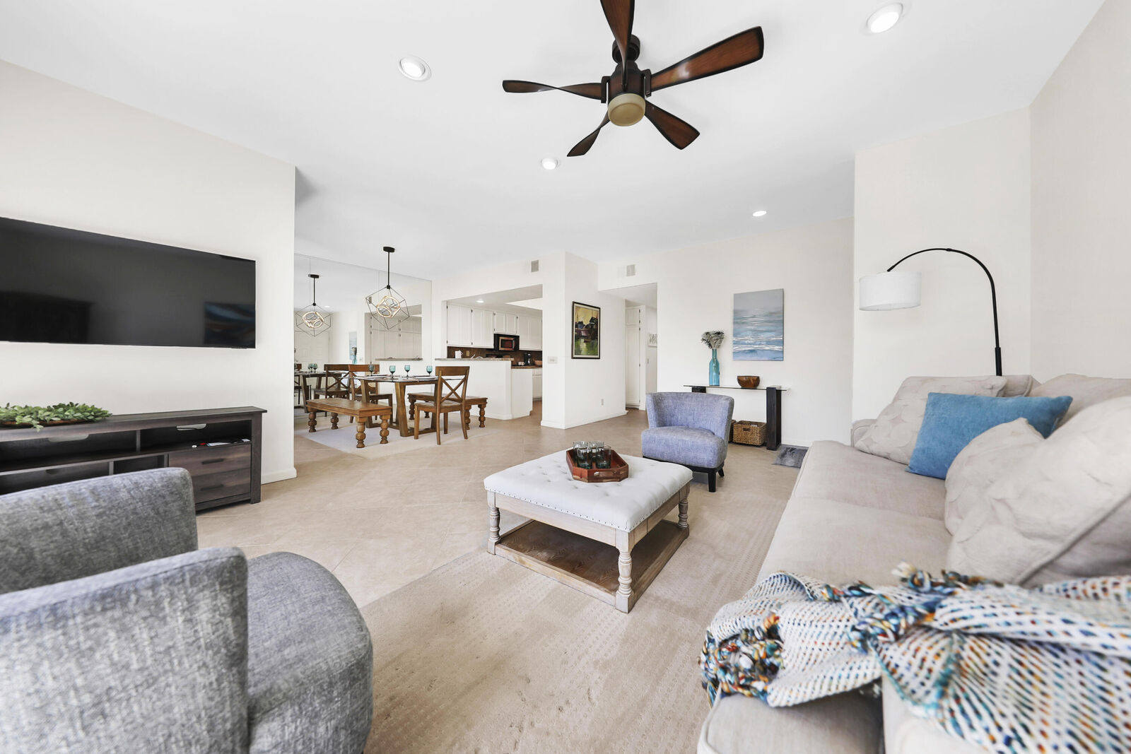 Property Photo: 55566 Southern Hills CA 92253