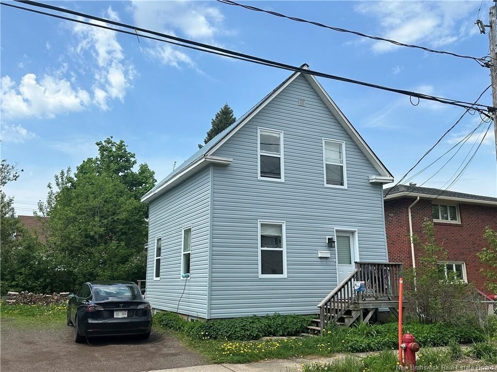 Property Photo:  496 Robinson Street  NB E1C 5E6 