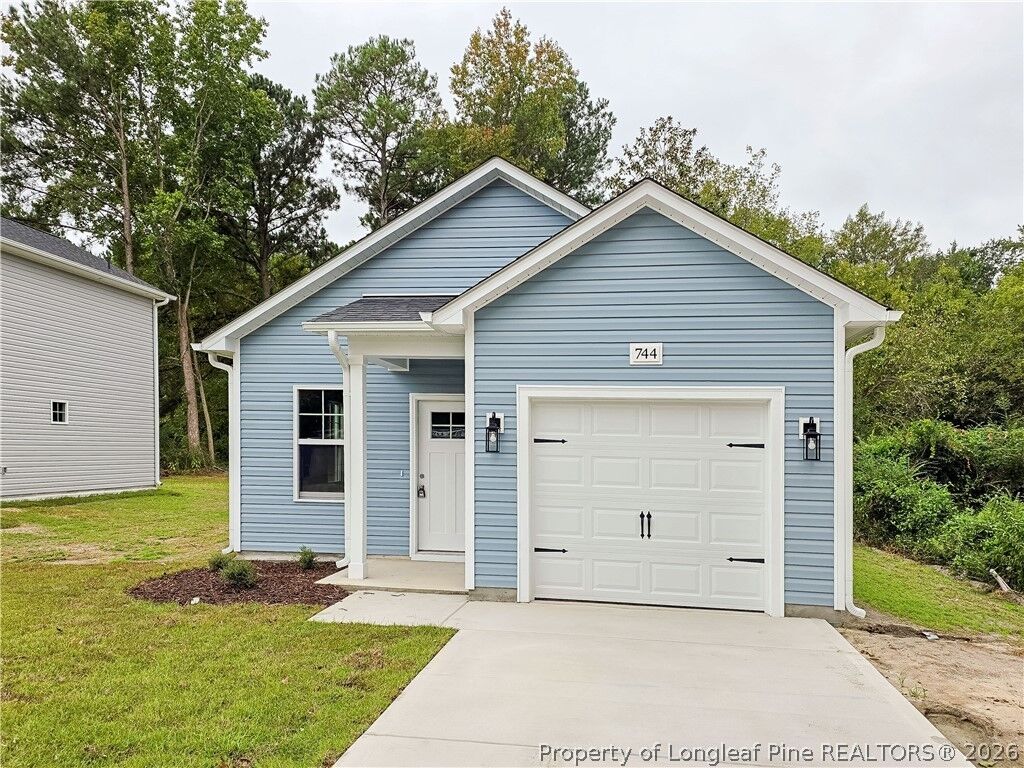 Property Photo:  744 Chapel Hill Road  NC 28390 