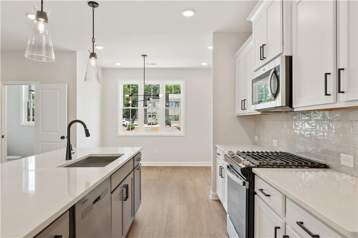 Property Photo: 1916 Kinnard Alley GA 30144