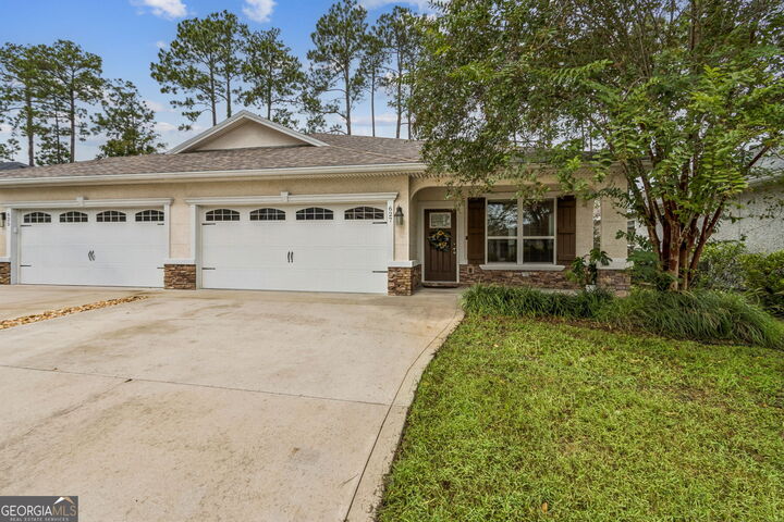 Property Photo:  627 Eagle Boulevard  GA 31548 