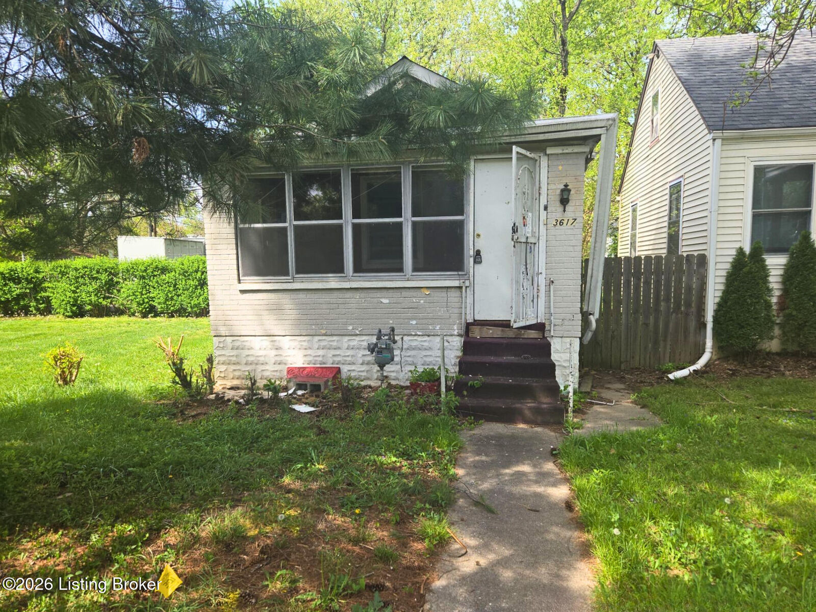 Property Photo:  3617 Herman St  KY 40212 