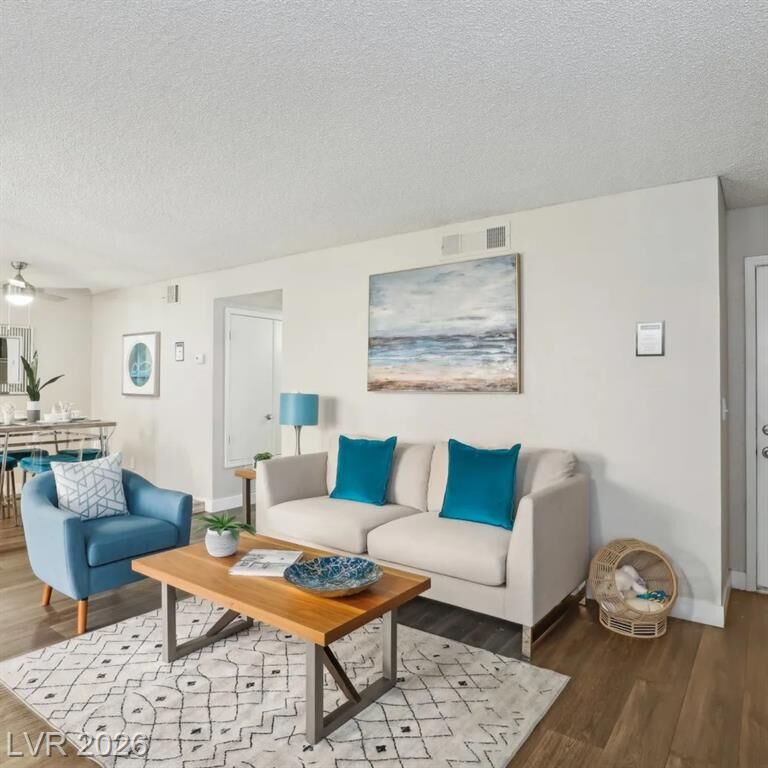 Property Photo:  2312 Green Valley Parkway 3312  NV 89014 