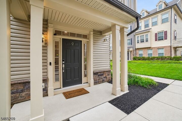 Property Photo:  9 Haralson Ct  NJ 07039 