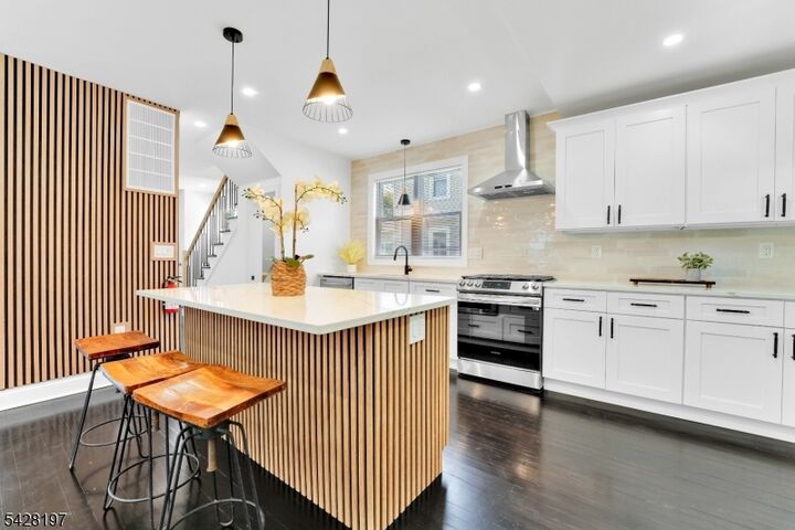 Property Photo:  532 Main St  NJ 08879 