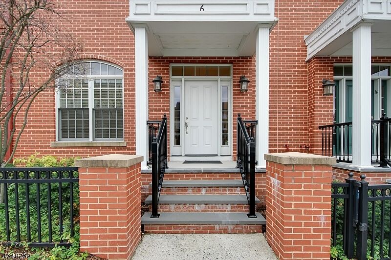 Property Photo:  6 Carillon Cir  NJ 07039 