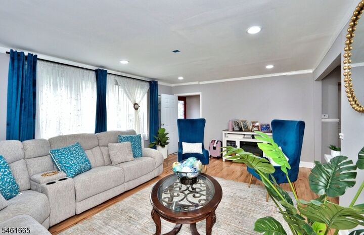 Property Photo:  14 Sheridan Street  NJ 07111 