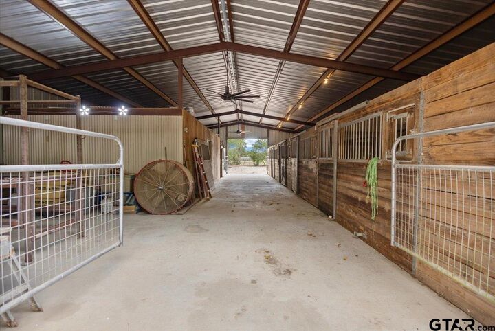 Property Photo: 120 County Road 1270 TX 75643
