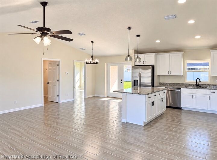 Property Photo:  4740 Whiting Drive  FL 33870 
