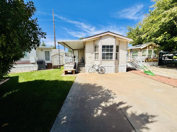 Property Photo:  1160 E Telegraph St #100  UT 84780 