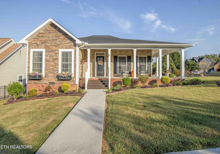 Property Photo: 108 Jasmine Drive TN 37705