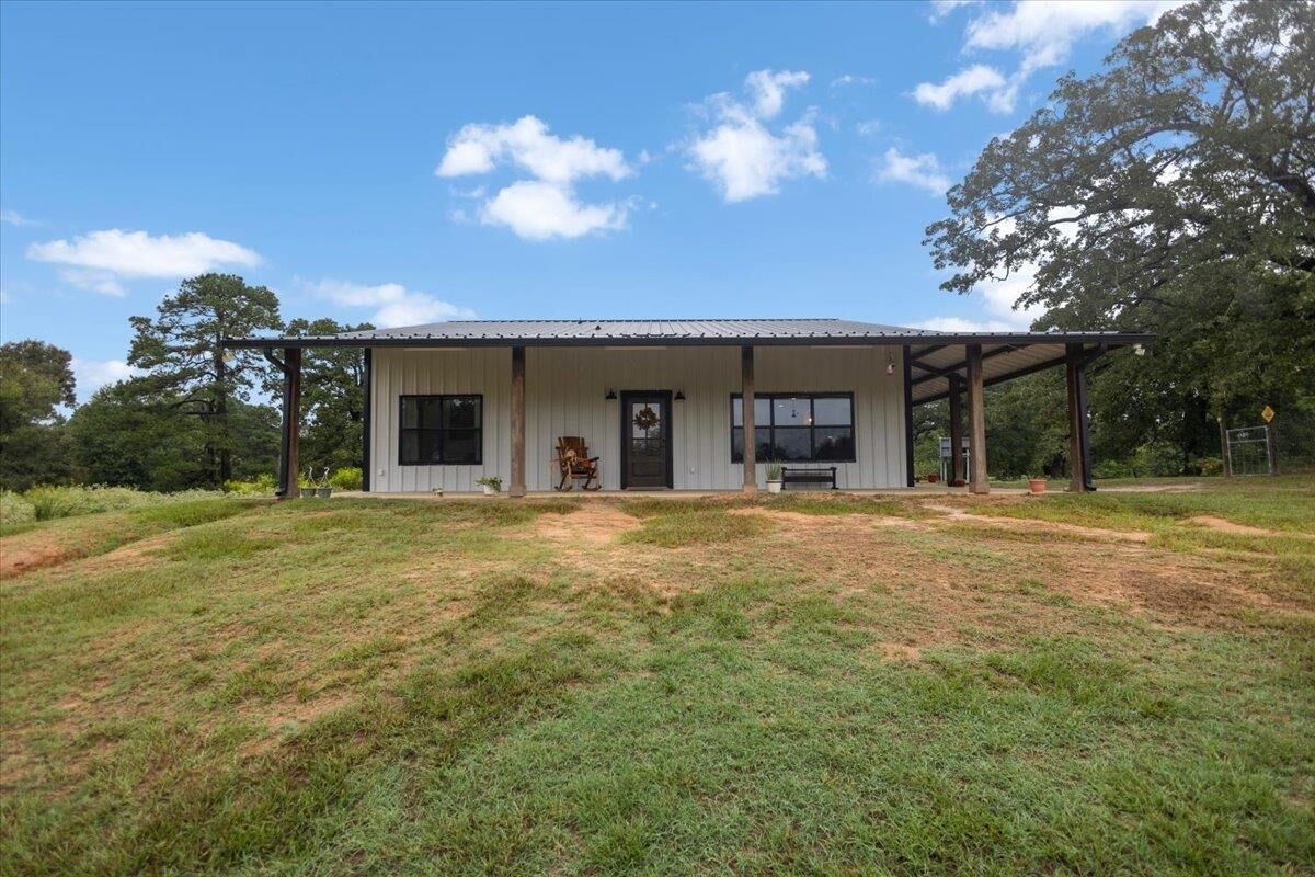 Property Photo:  425 County Road 411  TX 75766 