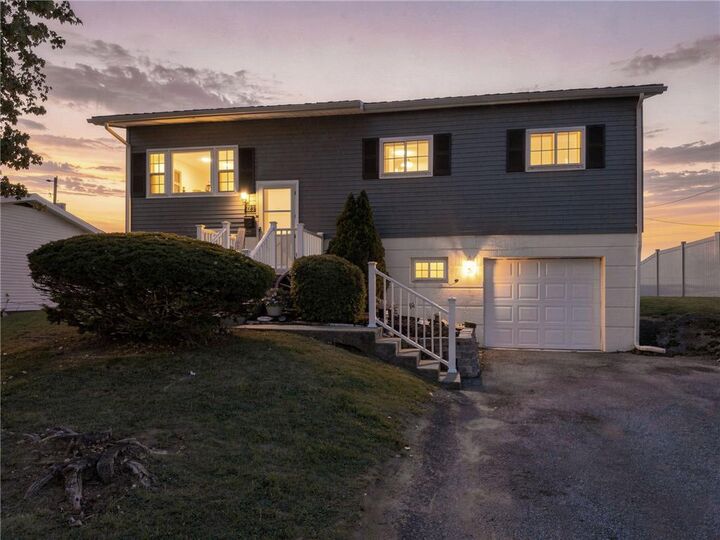 Property Photo:  723 Circle Drive  PA 18032 
