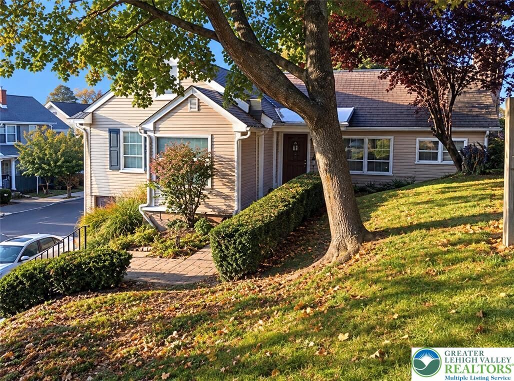 Property Photo:  1213 Stanley Street  PA 18015 