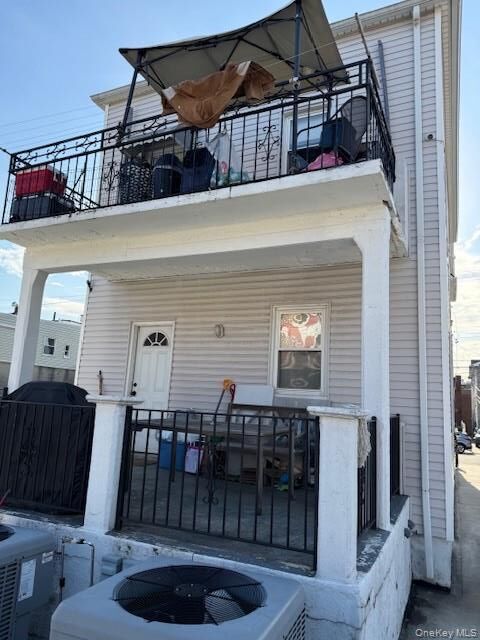 Property Photo: 2710 Lurting Avenue NY 10469