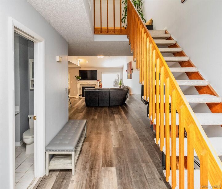 Property Photo:  82 Cornwall Circle  NY 10598 