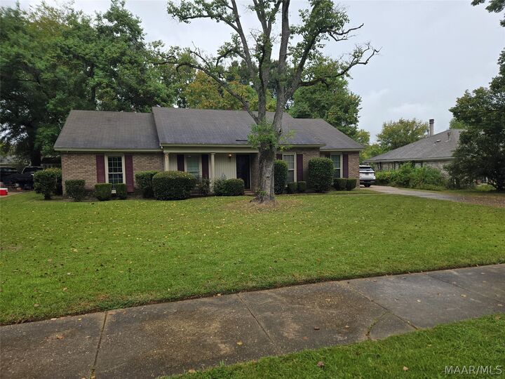 Property Photo:  3513 Royal Carriage Drive  AL 36116 
