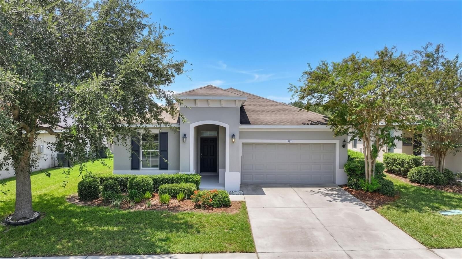 Property Photo:  1382 Windward Oaks Loop  FL 33823 