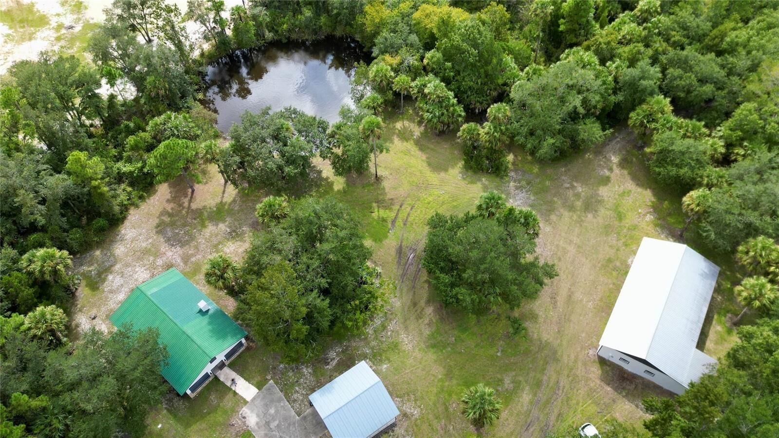 Property Photo: 2415 Waccassa Street FL 32732