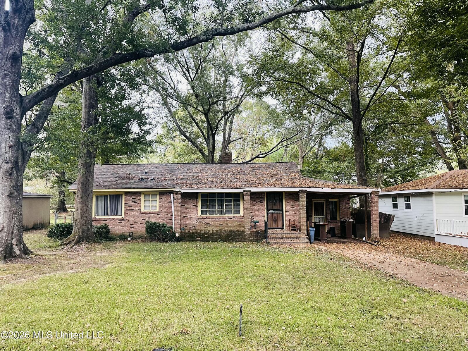 Property Photo:  220 Gaylyn Avenue  MS 39209 