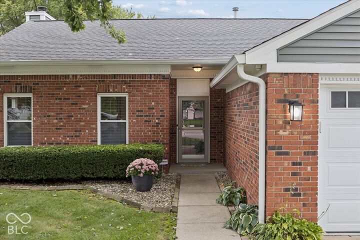 Property Photo: 12160 Pebblebrooke Court IN 46236