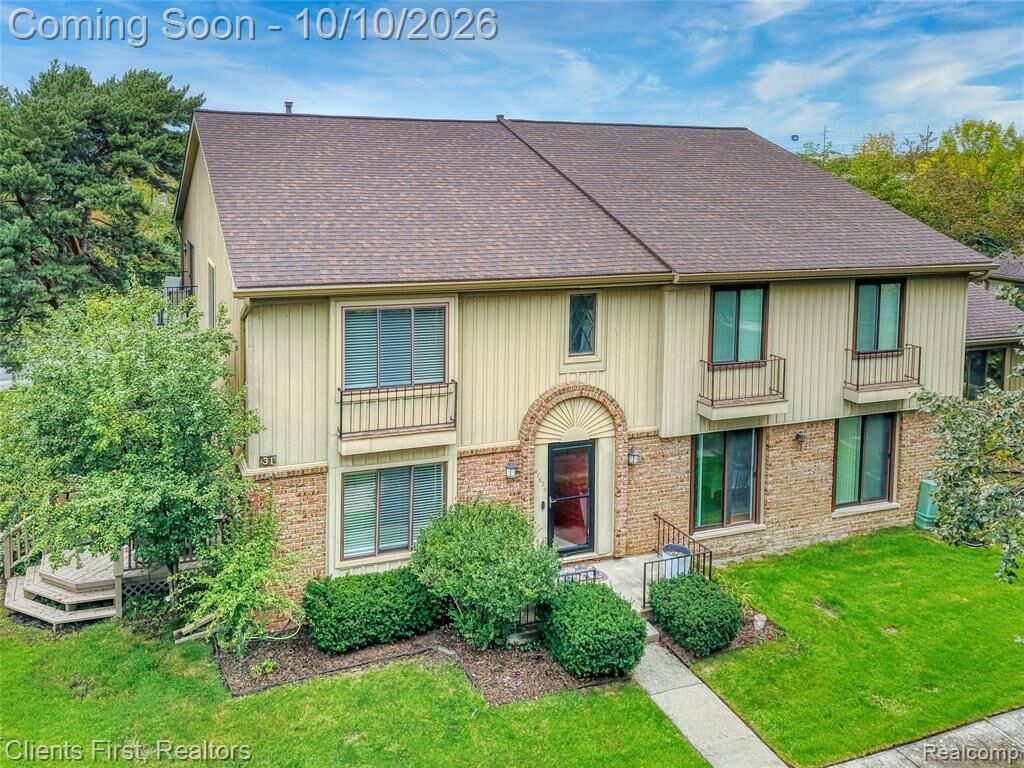 Property Photo: 41626 Bedford Drive Drive 123 MI 48187 3704
