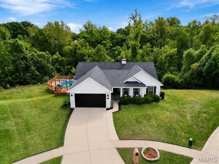 Property Photo:  4919 Jamestowne Ridge Court  MO 63033 