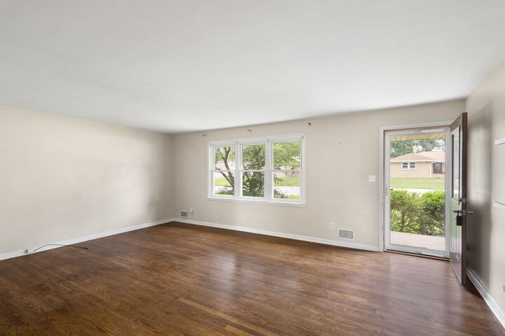 Property Photo: 1280 Gertsam Drive IL 60915