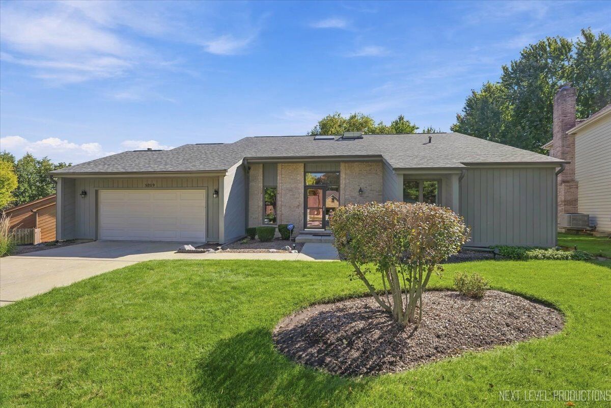 Property Photo: 3809 Hagen Court IL 60517