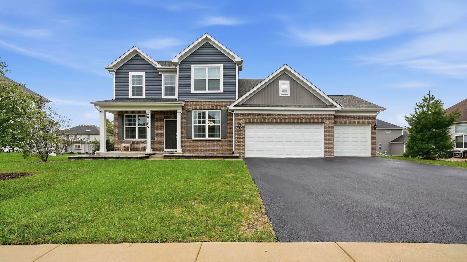 Property Photo:  27109 Rustic Wood Lane  IL 60585 