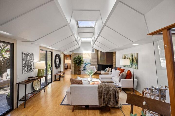 Property Photo:  1317 SW San Carlos Street  CA 93921 